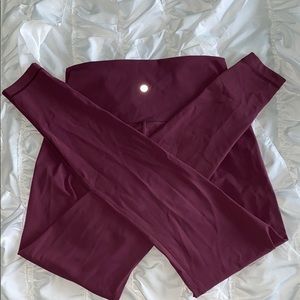 LIKE NEW Lululemon Yoga Pants (maroon)
